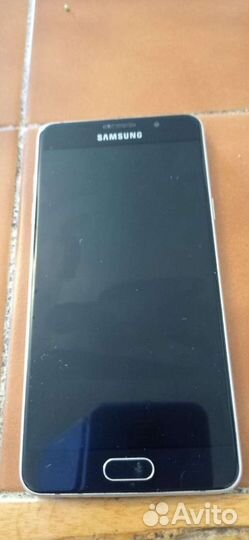 Телефон Samsung galaxy a5 2016