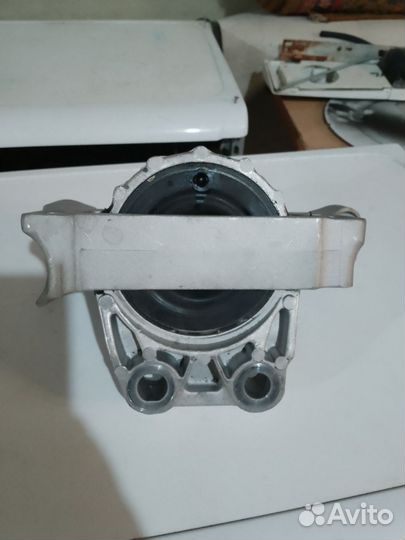 Подушка двигателя гидравлическая Форд kuga