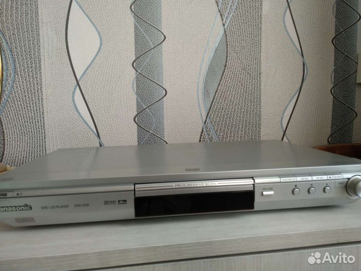 DVD плеер Panasonic S 35