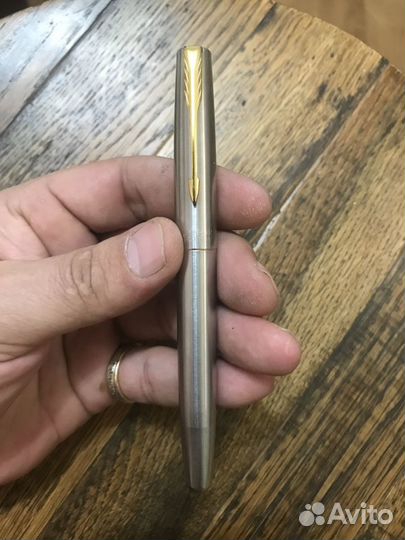 Перьевая ручка parker