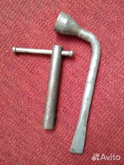 Ключ балонный 19 и свечной 14 мм