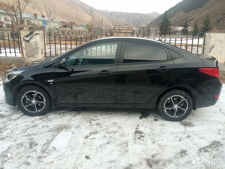 Hyundai Solaris 1.6 AT, 2015, 92 000 км