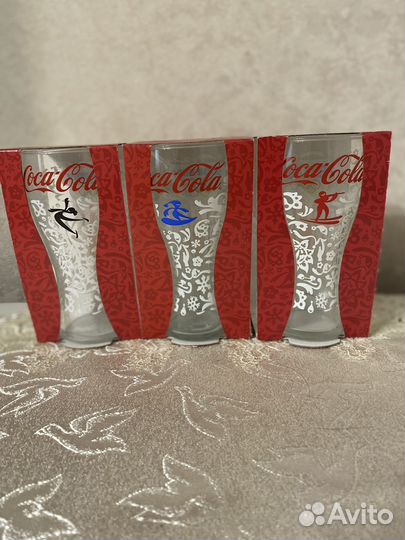 Стаканы кока кола
