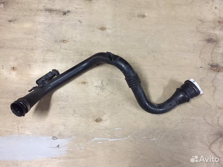 Патрубок интеркуллера Renault Megan 3