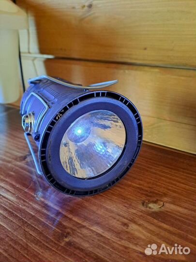 Кемпинговый фонарь