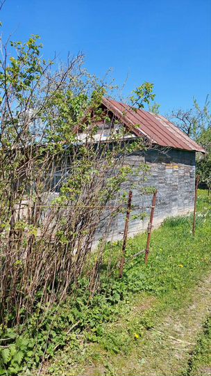 Дача 20 м² на участке 6 сот.