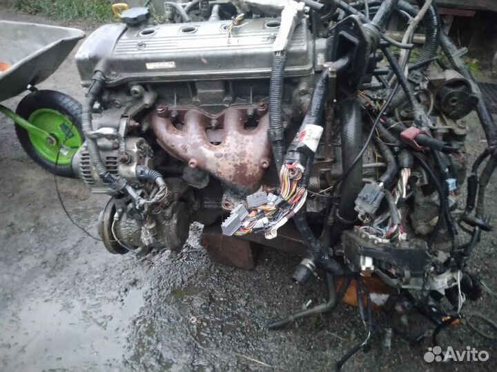 Двигатель Тойота Карина 1.5. 5 аф е