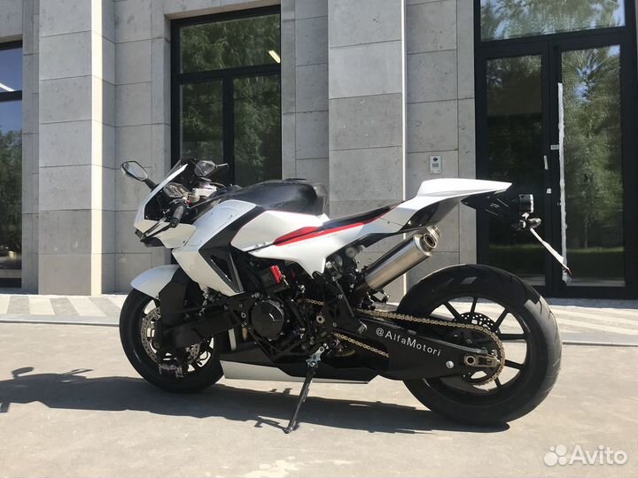 Vyrus 986 m2 мотоцикл