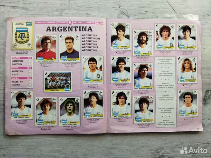 Полный альбом с наклейками Panini Italia 90