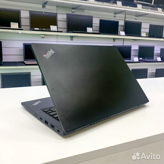 Ноутбук Lenovo I5/16RAM/IPS