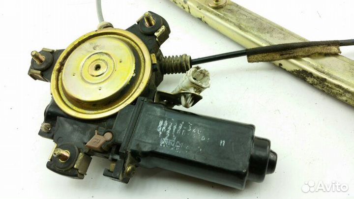 Стеклоподъемник задний левый Toyota Camry VZV30