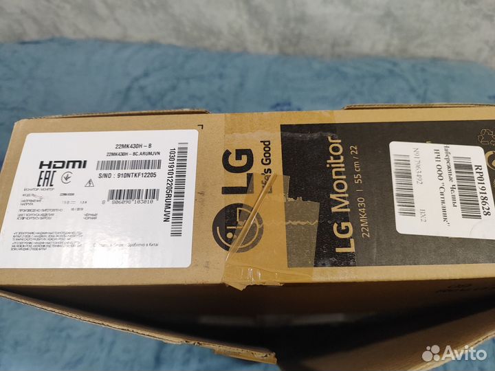 Монитор LG 22