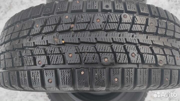 Dunlop SP Winter Ice 01 205/60 R16