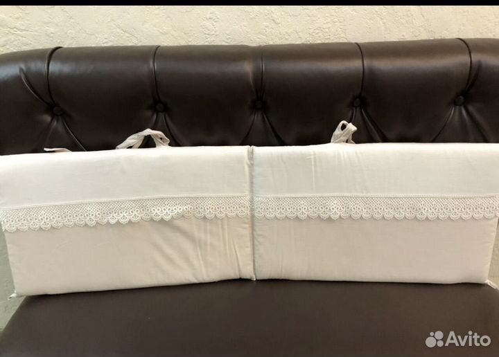 Детская кроватка и пеленальный стол-комод