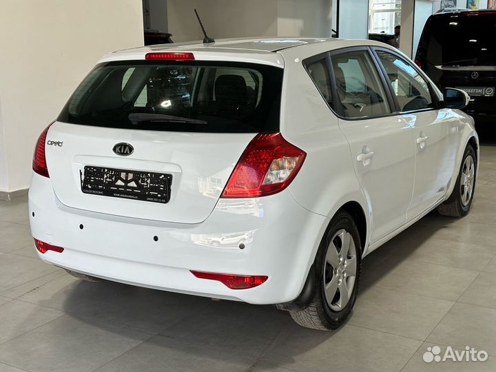 Kia Ceed 1.6 AT, 2010, 200 000 км