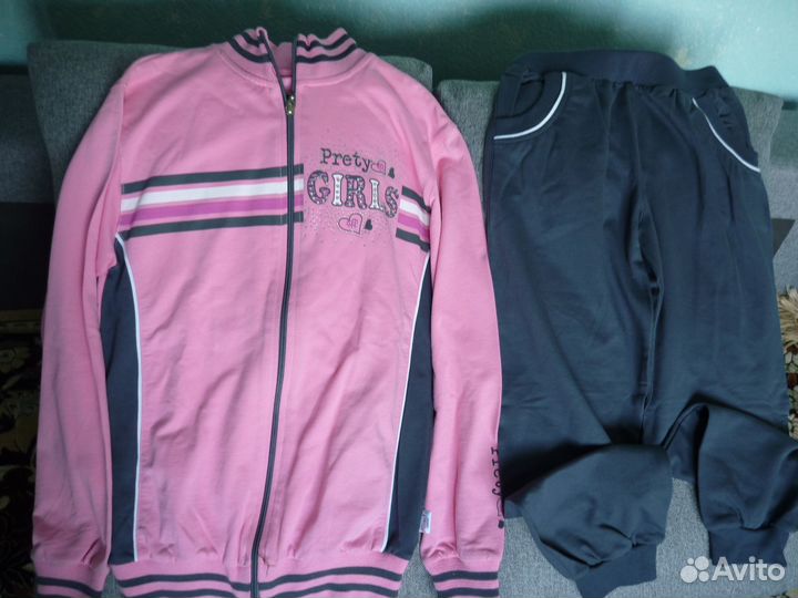 Костюм спортивный новый на 7, 10, 12лет