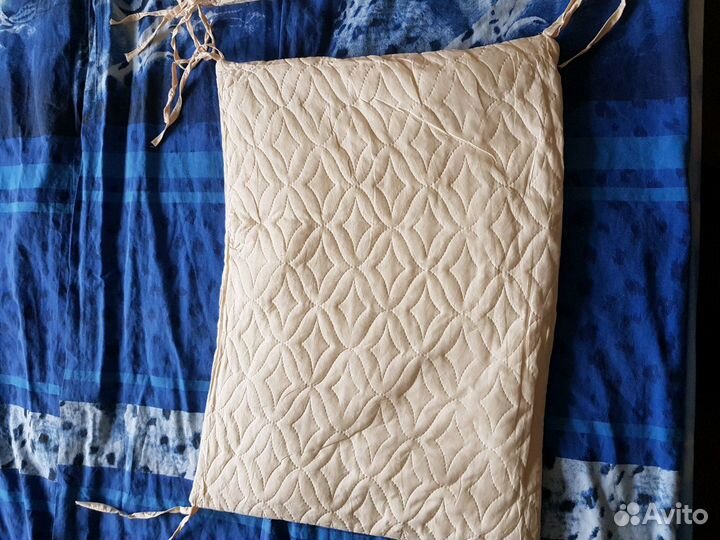 Бортики на кроватку