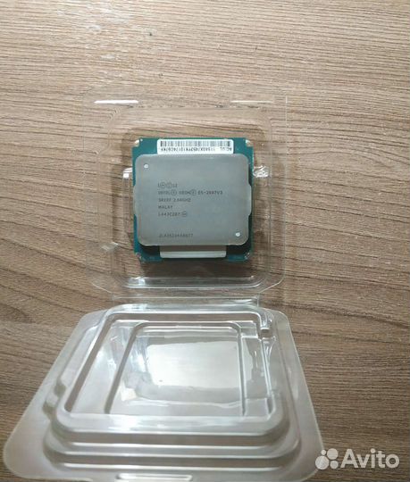 Процессор Intel Xeon E5-2697v3