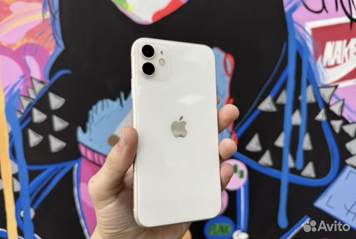 iPhone 11, 64 ГБ