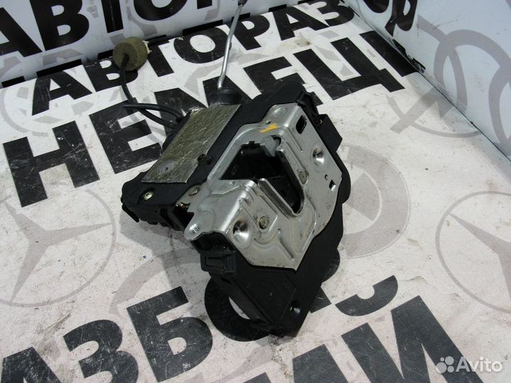 Замок зад. правой двери Mercedes-Benz E-Class W211