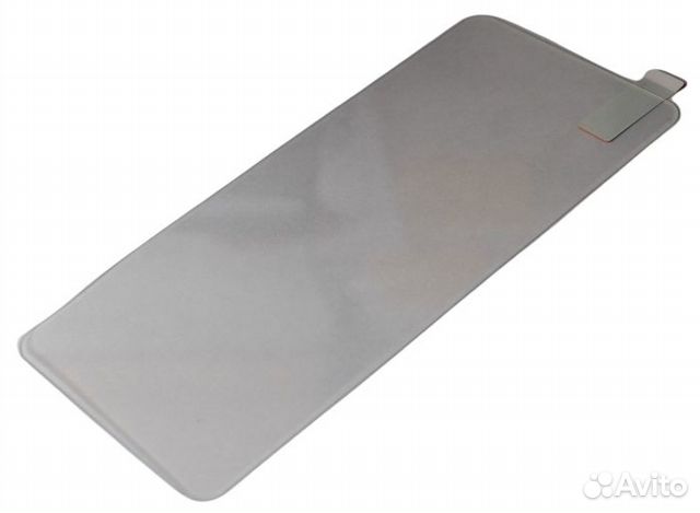 Защитное стекло скруглёнными гранями и олеофобным