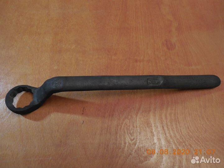 Ключ накидной на 32 под трубу. Производство СССР