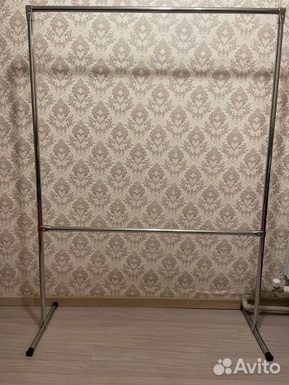 Вешалка напольная