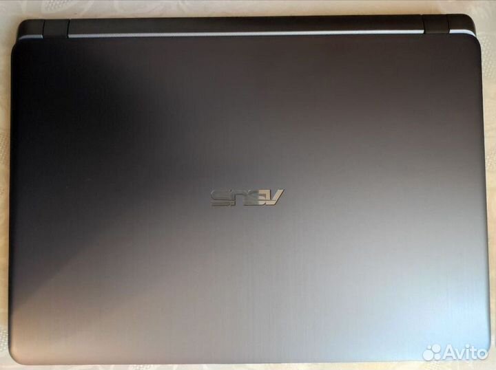 Ноутбук Asus x507ua i3 4Gb 240SSD клавиатура