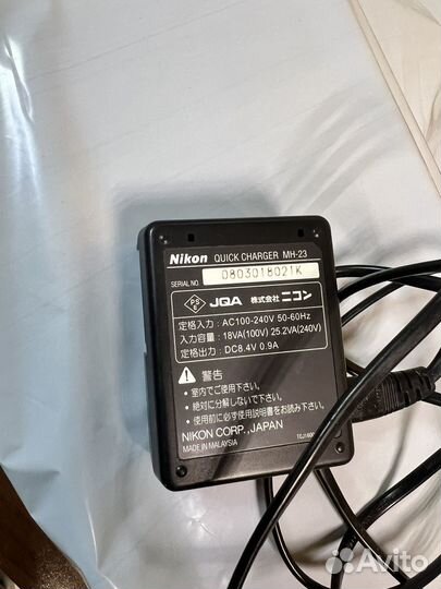 Зарядное устройство MH-23 для аккумуляторов Nikon