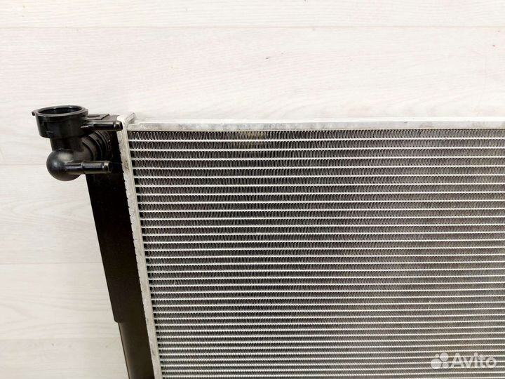 Радиатор охлаждения Lexus RX350 2003-2009