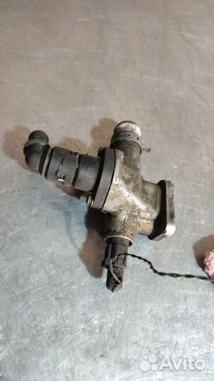 Фланец системы охлаждения Volkswagen Sharan рест