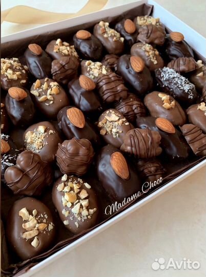 Королевские финики в бельгийском шоколаде