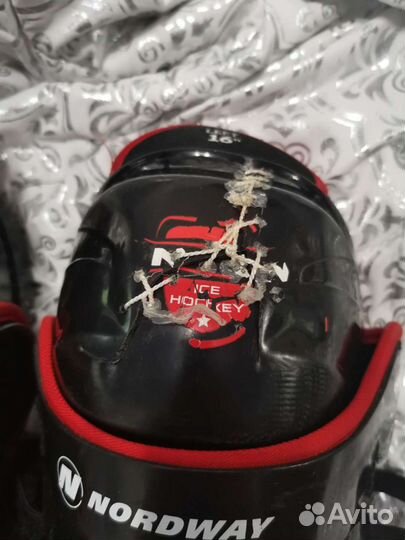 Щитки хоккейные nordway р-р 16