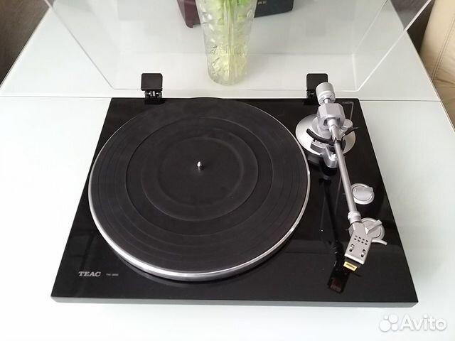 Проигрыватель виниловых грампластинок teac TN-300