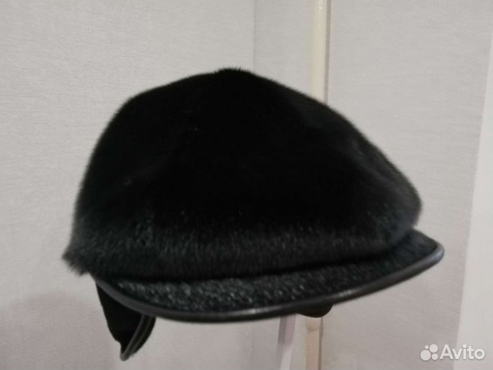 Меховая мужская кепка