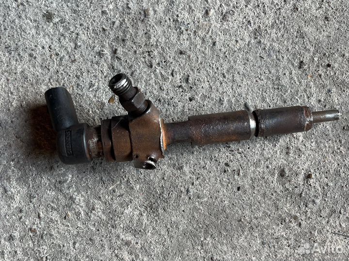 Форсунка Ford Connect 1.8 disiel