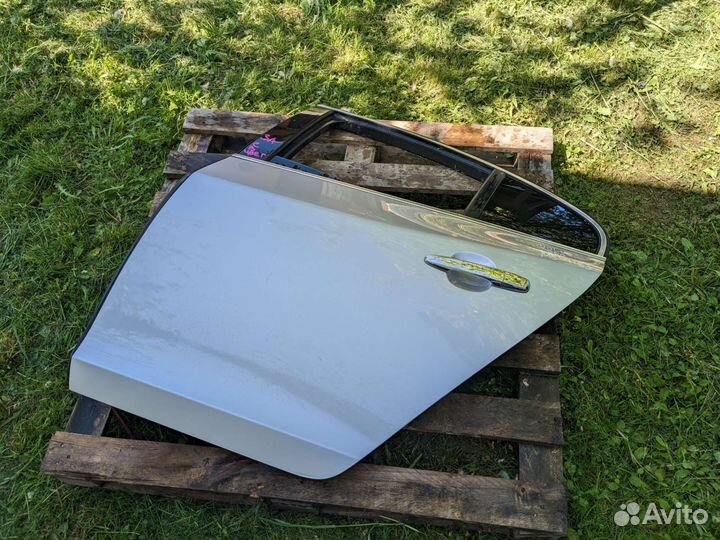 Дверь задняя левая volvo s60 2010-2018