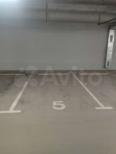 Машиноместо, 13 м²