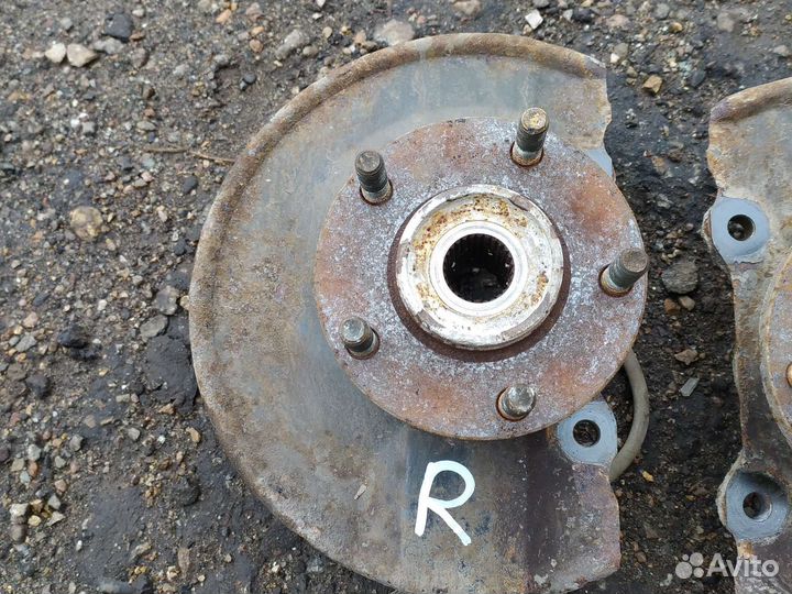 Поворотный кулак mitsubishi ASX