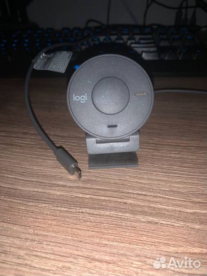 Веб-камера Logitech brio 300