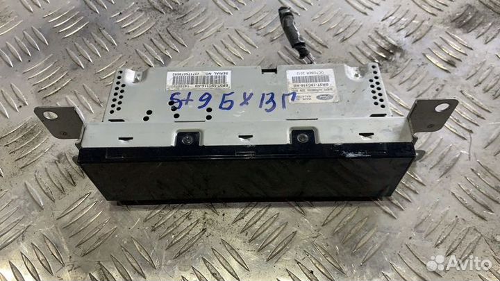 Дисплей информационный Ford Mustang