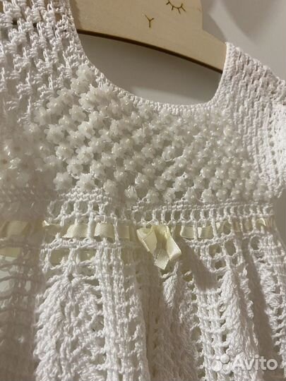 Вязаное платье ручной работы для девочки