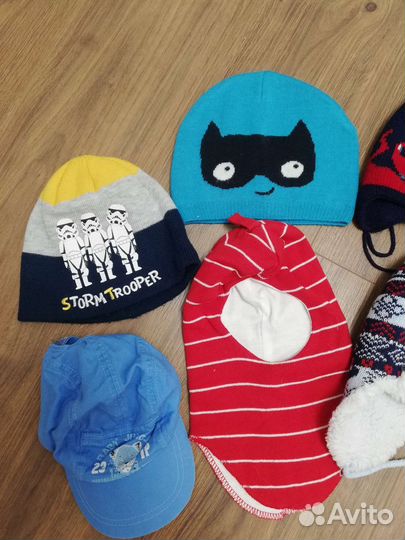 Шапки на мальчика новые, б/у