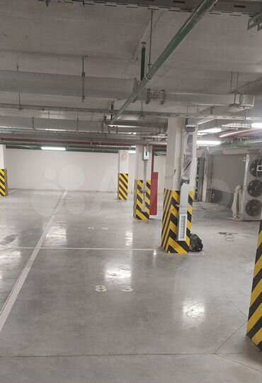 Машиноместо, 18 м²