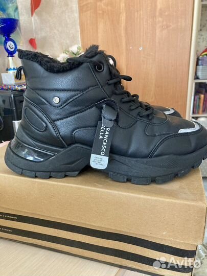 Ботинки женские