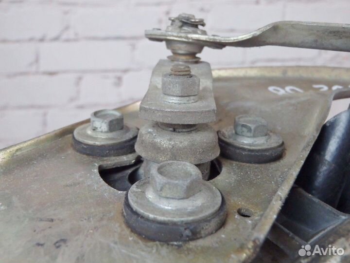 Трапеция стеклоочистителей ваз 2103 2104 2105