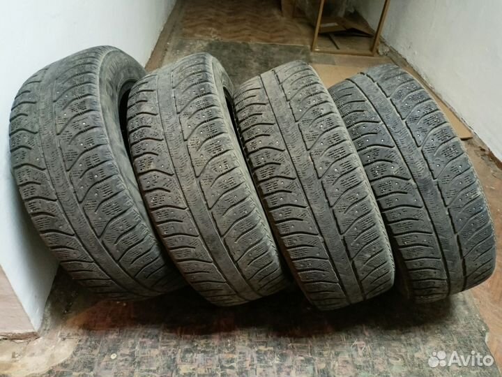 Bridgestone 613V 205/60 R16 92T