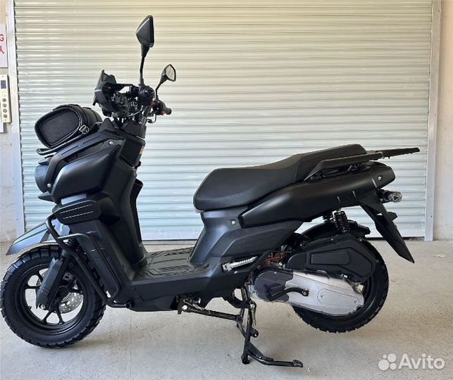 Скутер MM Vector 50cc (150сс)