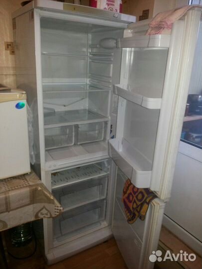 Холодильник Indesit 180см