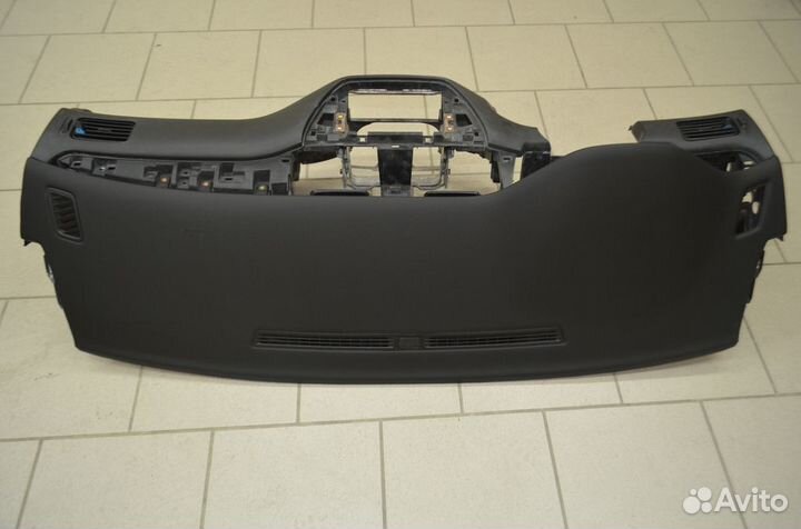 Торпедо панель приборов Mitsubishi Lancer 9